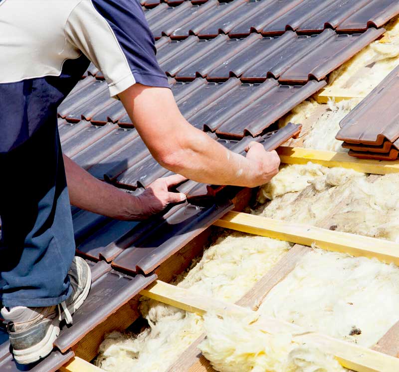 Travaux de couverture - PROMUSSET RENOV : artisan couvreur dans le Loire-et-Cher (41) : Travaux de couverture, faîtage en neuf et en rénovation. intervention en cas de fuite toiture. Travaux de zinguerie ... Artisan couvreur dans le Loire-et-Cher (41) ainsi que les départements limitrophes : l’Indre (36), le Loiret (45) et le Cher (18)